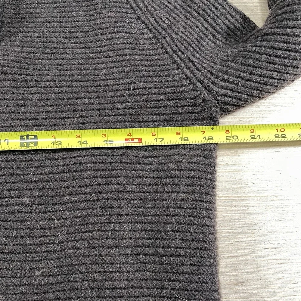 Banana Republic‎ Italian Yarn Sweater M Button Mock Neck Heavy Wool Pullover